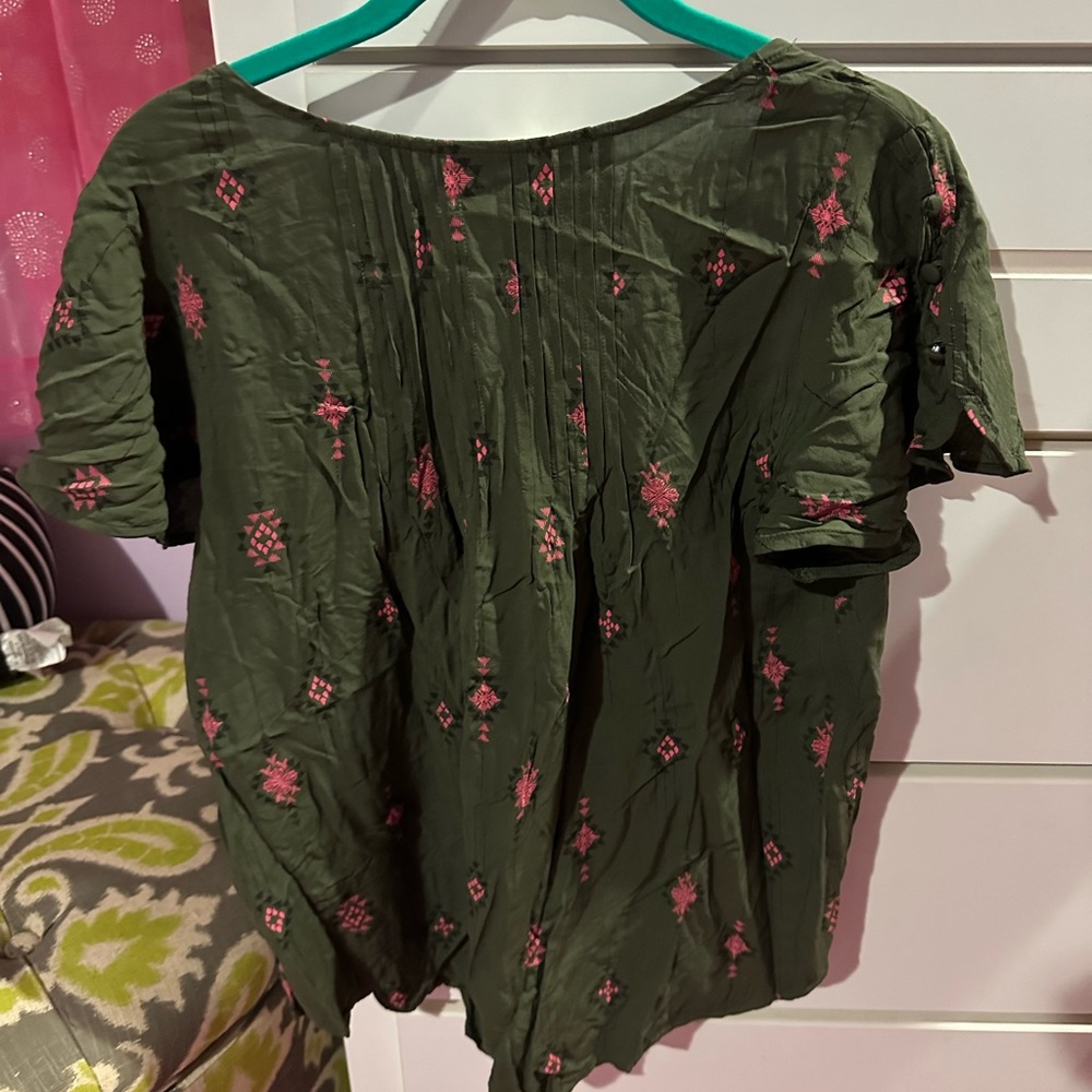 Torrid Top - Picture 2 of 7
